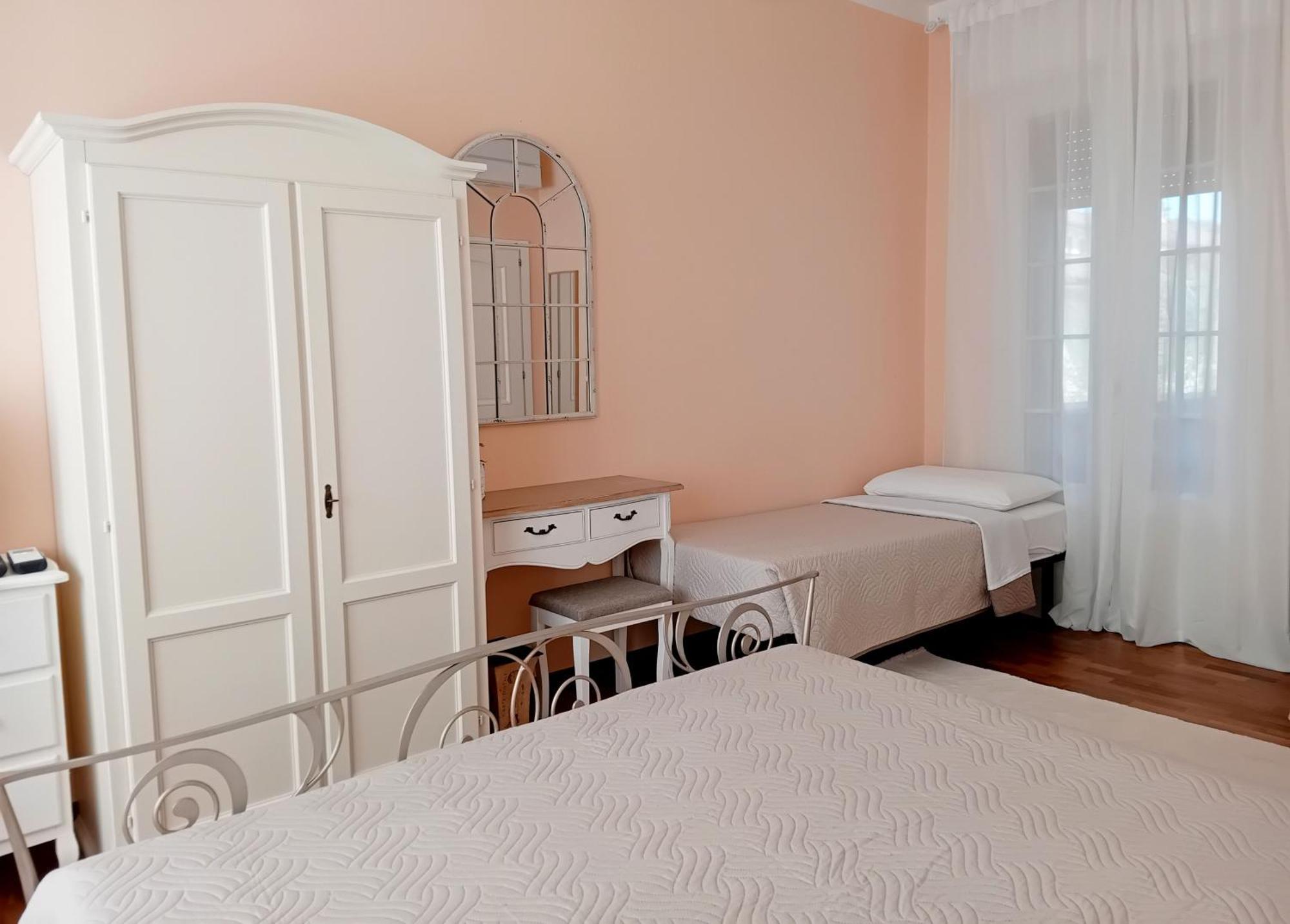 Villa Bruna Cesenatico Oda fotoğraf